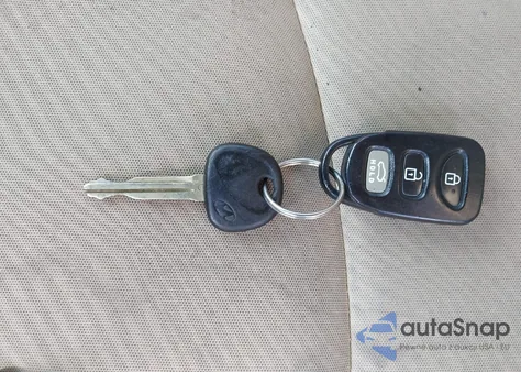 2012 Hyundai Elantra Gls (Ulsan Plant) z USA, uszkodzony, nr VIN KMHDH4AE8CU440312